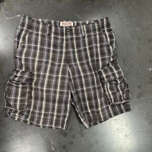 Mossimo Supply Co. grey skater Y2K plaid cargo shorts with pockets Sz 38x11
